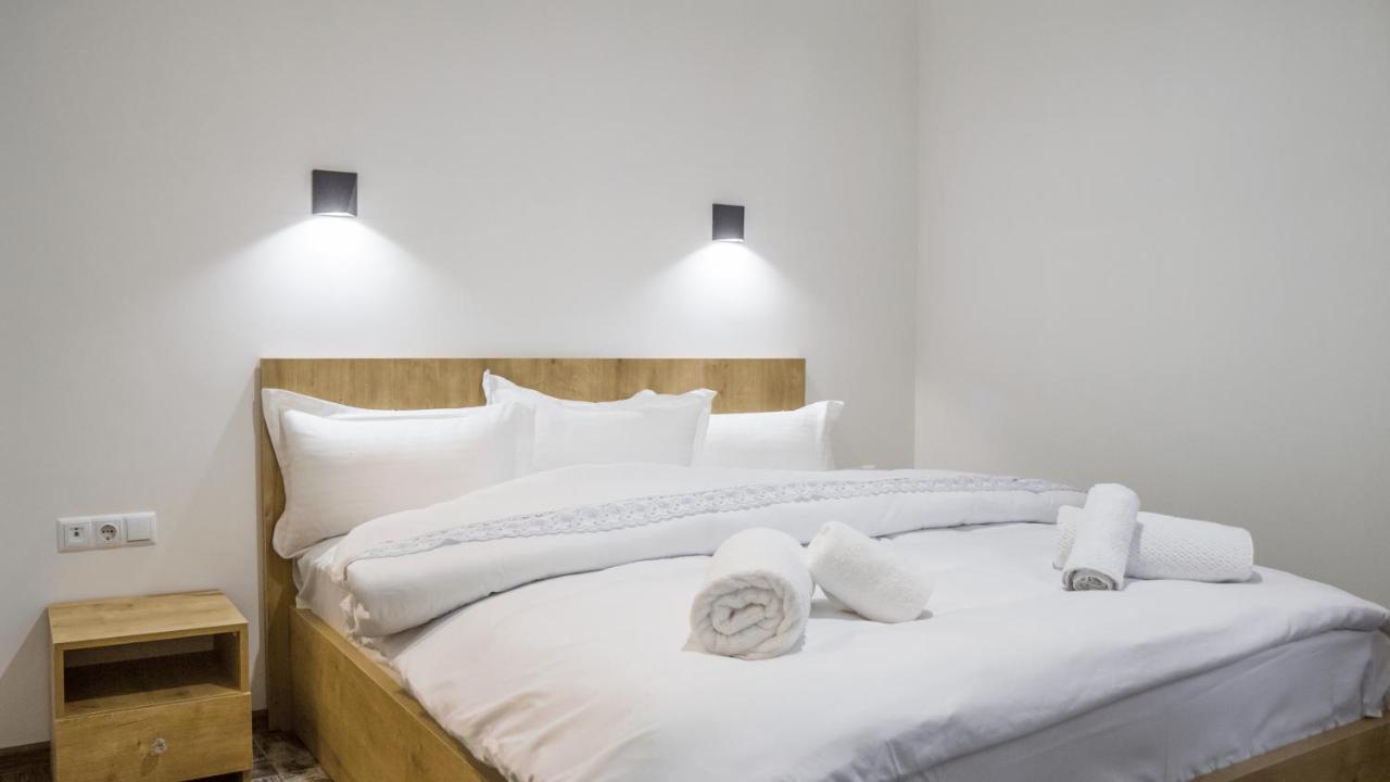 WESTAY Hotel Tbilisi Buitenkant foto