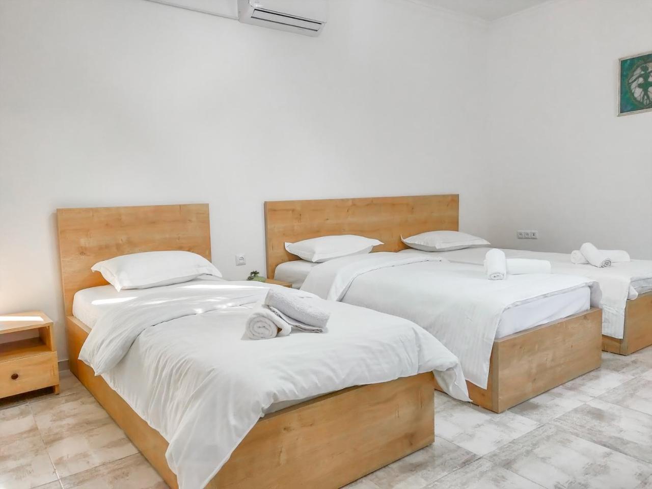WESTAY Hotel Tbilisi Buitenkant foto